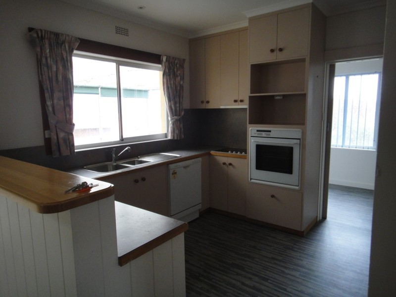 5 Walker Street, Rosetta TAS 7010