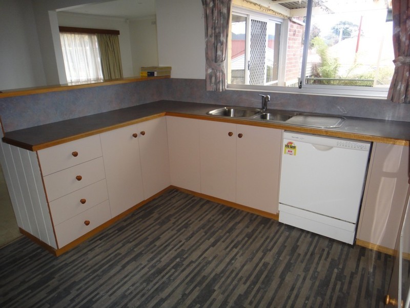 5 Walker Street, Rosetta TAS 7010
