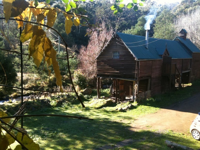 1/418  Glen Dhu Road, Molesworth TAS 7140
