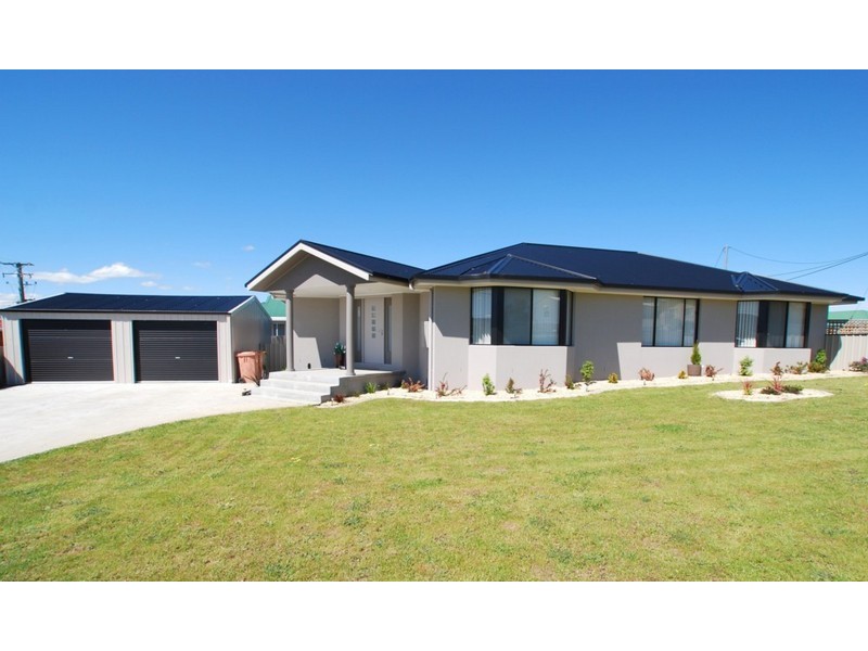 1 Hildergard Court, Brighton TAS 7030