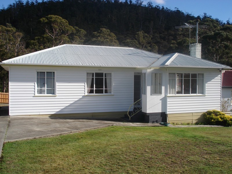 12 Arunta Crescent, Chigwell TAS 7011