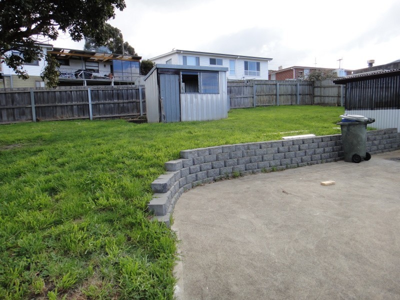 52 Adelphi Road, Claremont TAS 7011