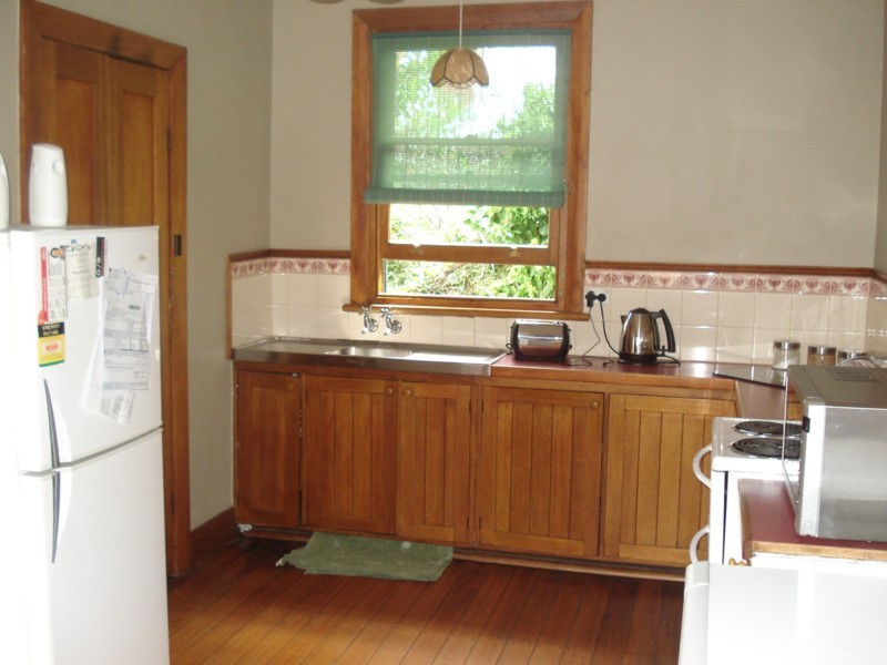 8 Amiens Avenue, Moonah TAS 7009