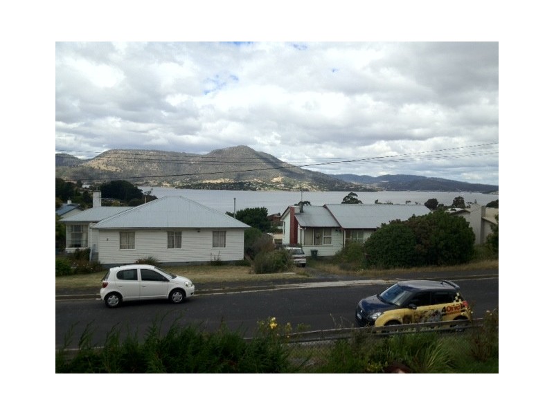 4 Pekurn Crescent, Berriedale TAS 7011