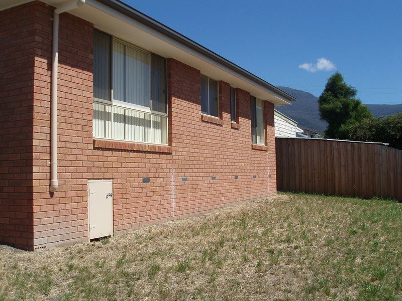 2/158 Tolosa Street, Glenorchy TAS 7010