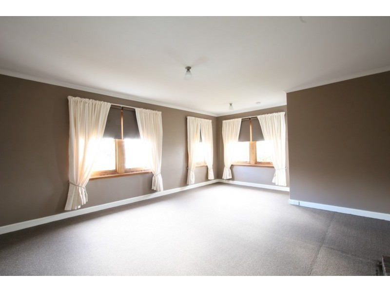 54 Katoomba Crescent, Rosetta TAS 7010