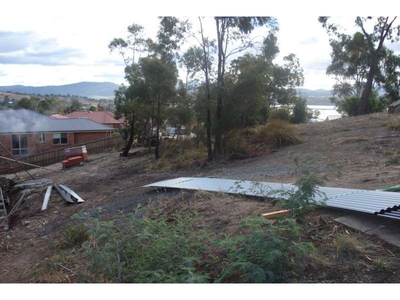 2 Baltonsborough Road, Austins Ferry TAS 7011