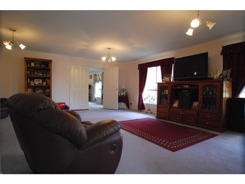 27 Pegasus Drive, Dromedary TAS 7030