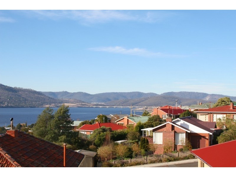 3/37 Radcliff Crescent, Rosetta TAS 7010
