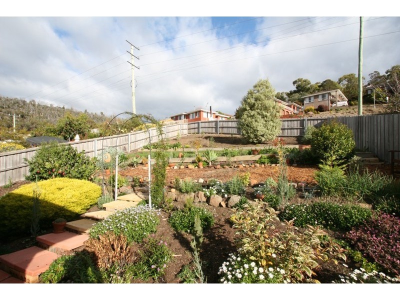 2/14 Crosby Road, Rosetta TAS 7010