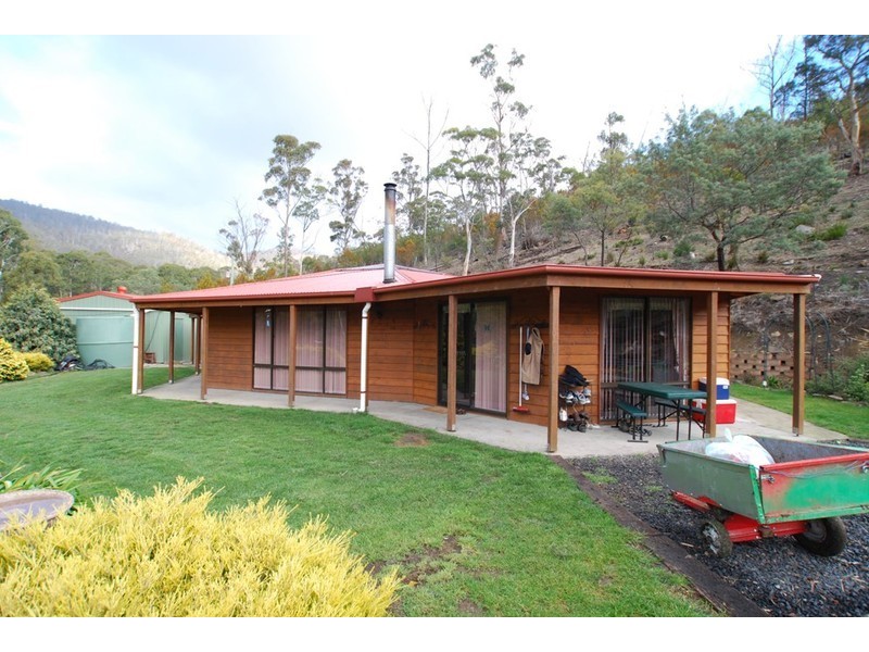 Molesworth TAS 7140