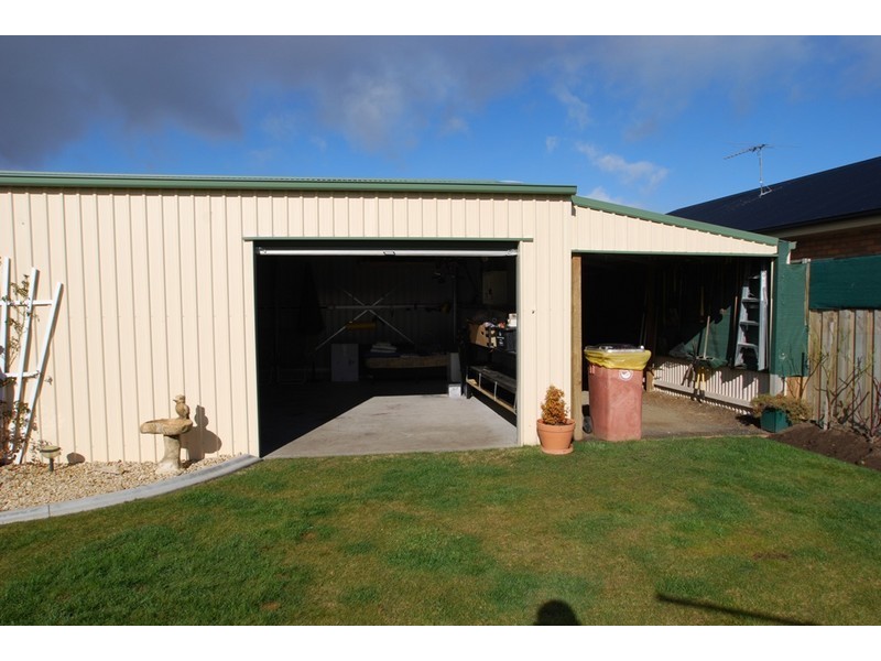 Brighton TAS 7030