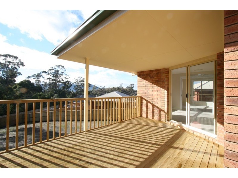 152 Branscombe Road, Claremont TAS 7011