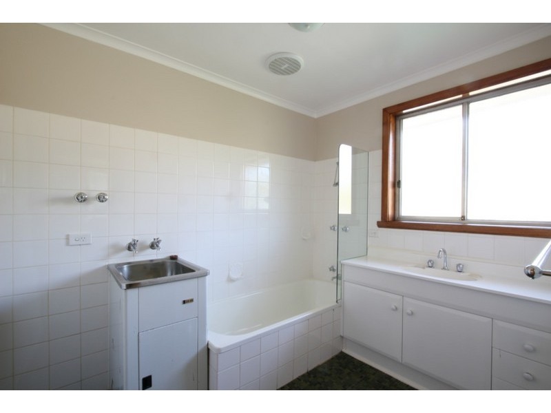 Unit 2/10 Sunlea Place, Glenorchy TAS 7010