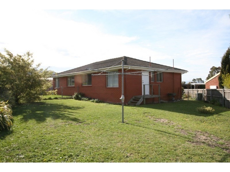 Unit 2/10 Sunlea Place, Glenorchy TAS 7010