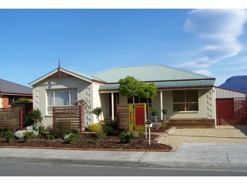 37 Sun Valley Drive, Old Beach TAS 7017