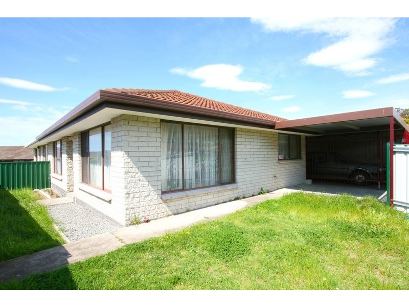 2/2 Sunlea Place, Glenorchy TAS 7010