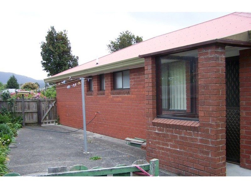 Unit 2/4 Ruthwell Street, Montrose TAS 7010