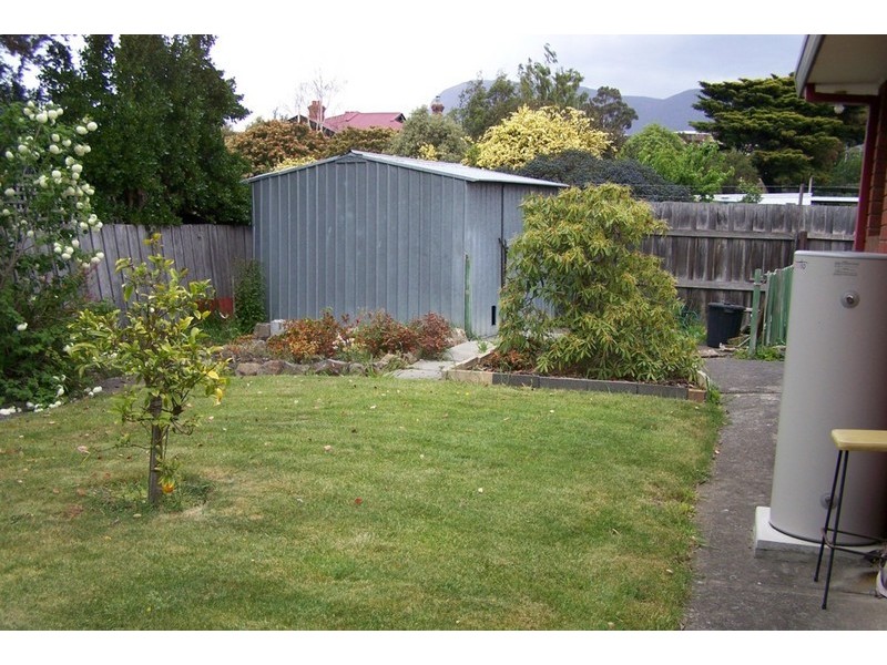 Unit 2/4 Ruthwell Street, Montrose TAS 7010
