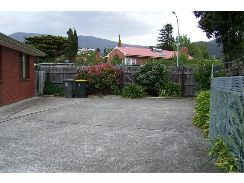 Unit 2/4 Ruthwell Street, Montrose TAS 7010