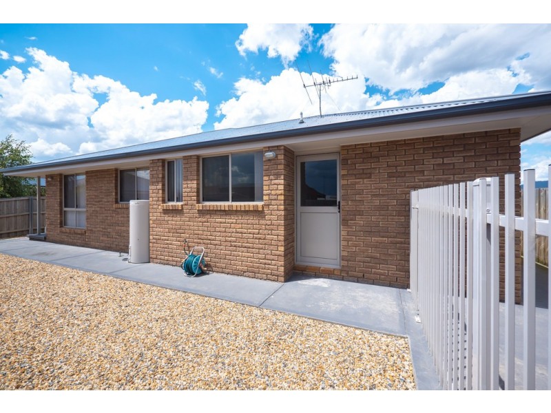 2/4 Roslyn Court, Brighton TAS 7030
