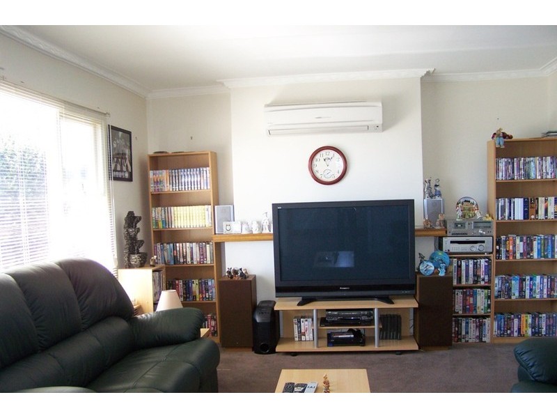 10  Oakbank Ave, Montrose TAS 7010