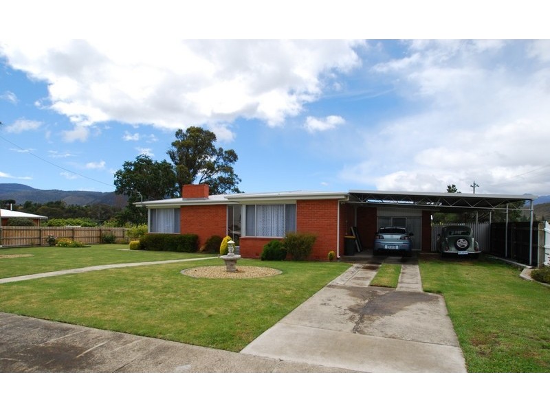 2 Bryn Estyn Court, New Norfolk TAS 7140