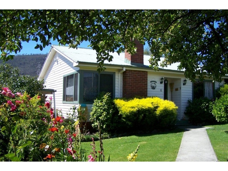 6 Dixon Street, New Norfolk TAS 7140