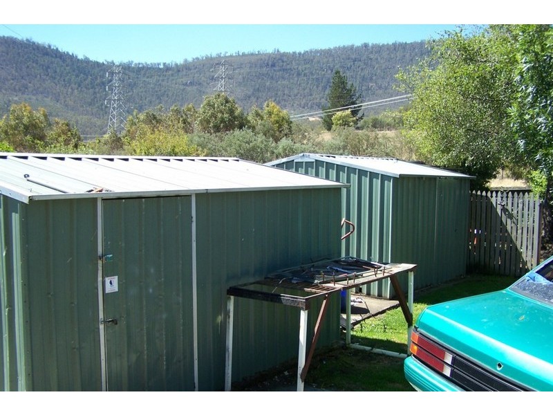 6 Dixon Street, New Norfolk TAS 7140