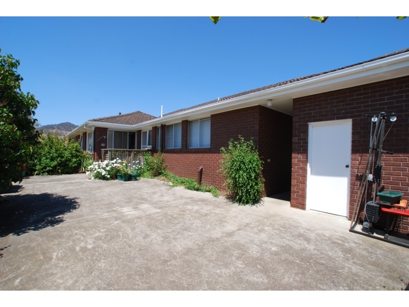 2 Main Street, Kempton TAS 7030