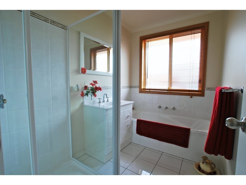 33 Madison Avenue, Brighton TAS 7030