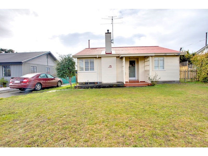 23 Barry Street, Glenorchy TAS 7010