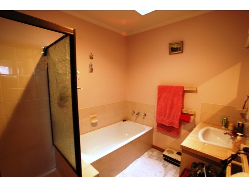 Unit 2/10 Racecourse Road, Brighton TAS 7030