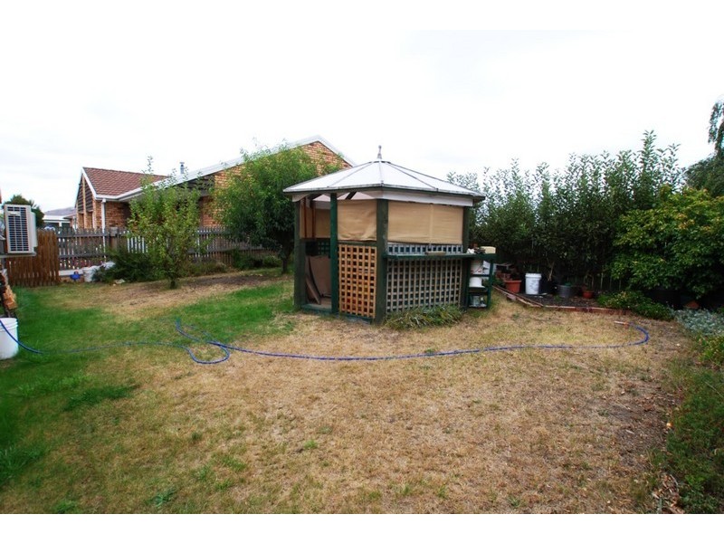 Unit 2/10 Racecourse Road, Brighton TAS 7030