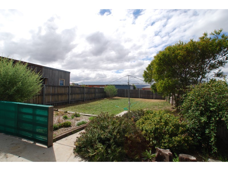 2 / 60 William Street, Brighton TAS 7030