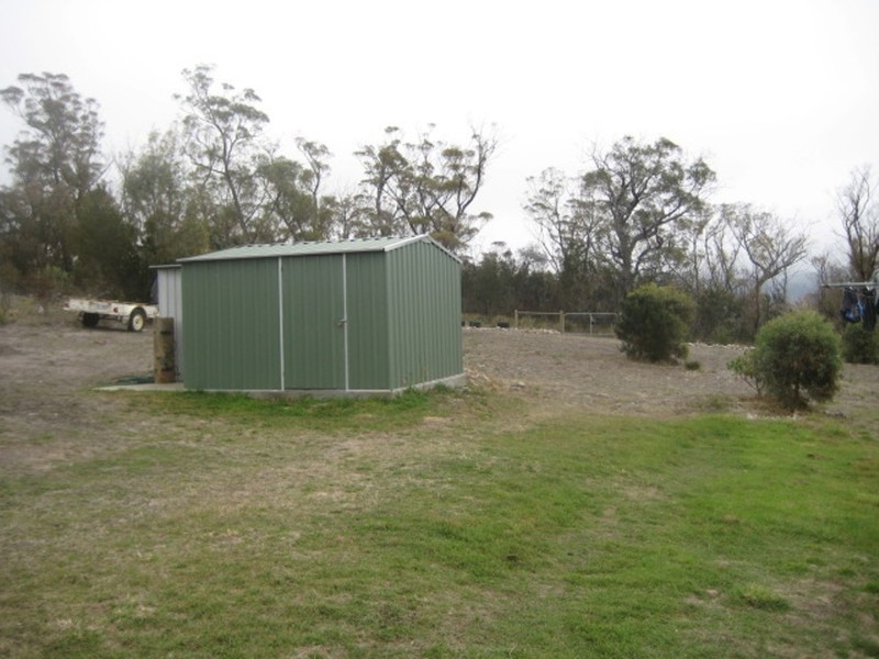 86 Barton Avenue, Triabunna TAS 7190