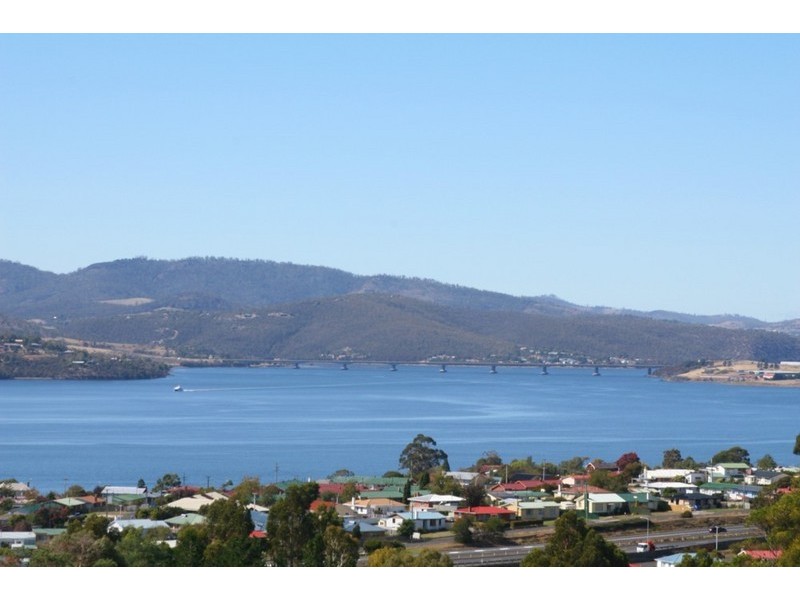 34 Battersby Drive, Claremont TAS 7011