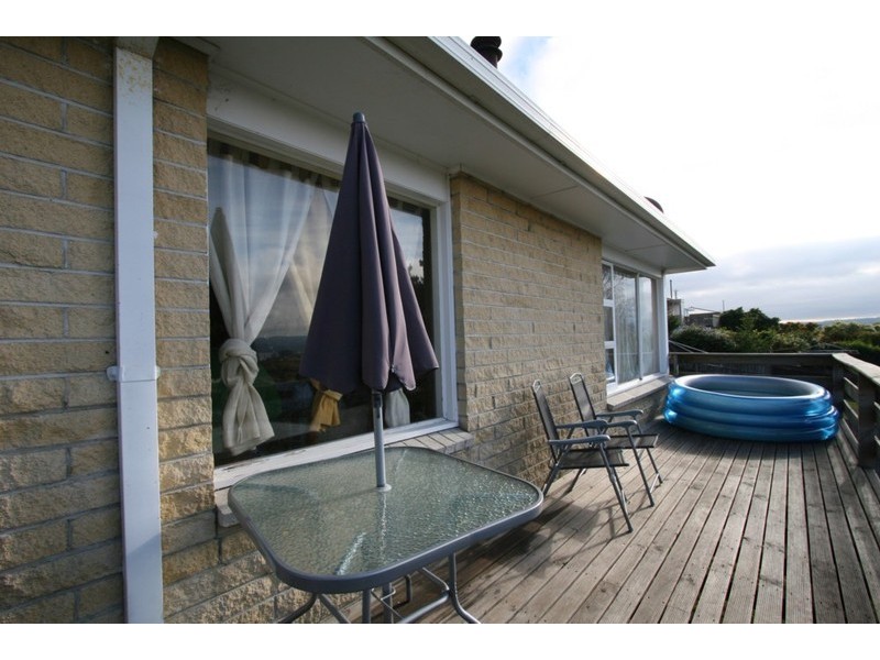 13 Kinarra Crescent, Berriedale TAS 7011