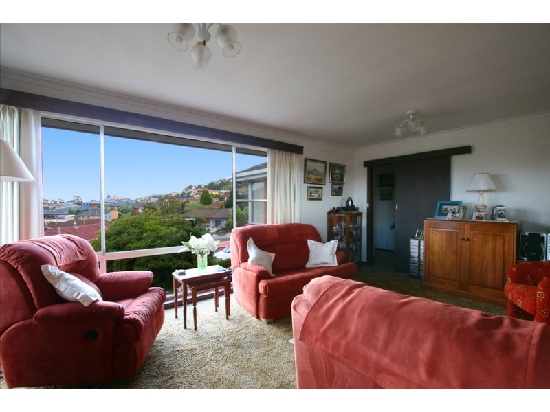 8 Winifred Place, Austins Ferry TAS 7011