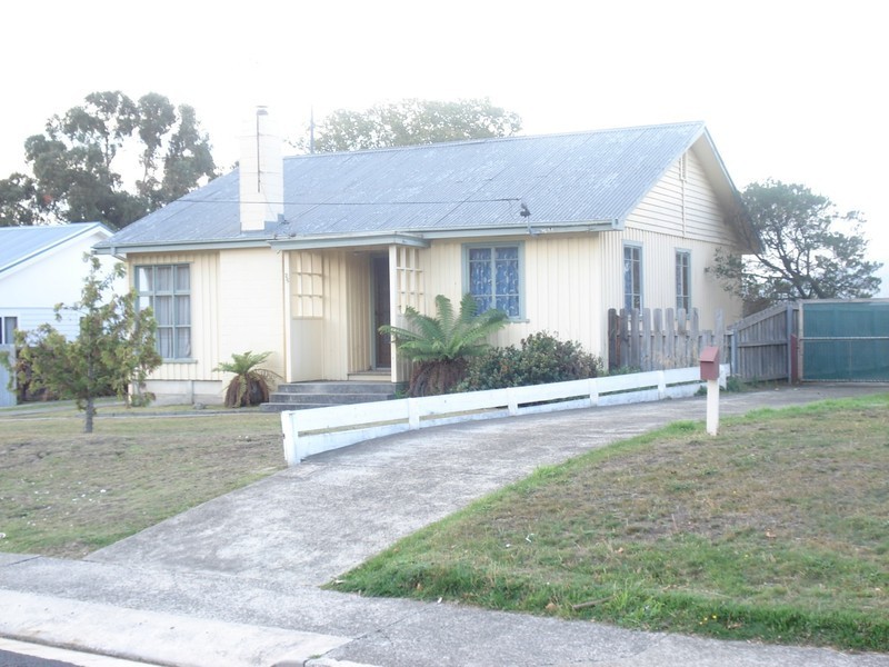 25 Barry Street, Glenorchy TAS 7010