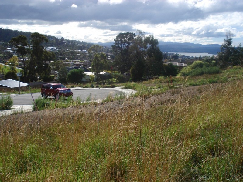 30 Aquila Street, Glenorchy TAS 7010