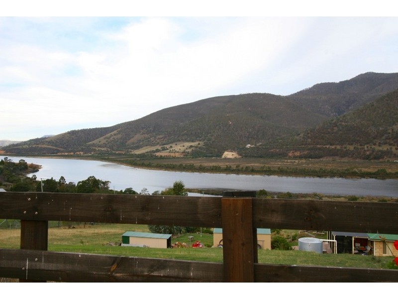 2 Gavin Court, Dromedary TAS 7030