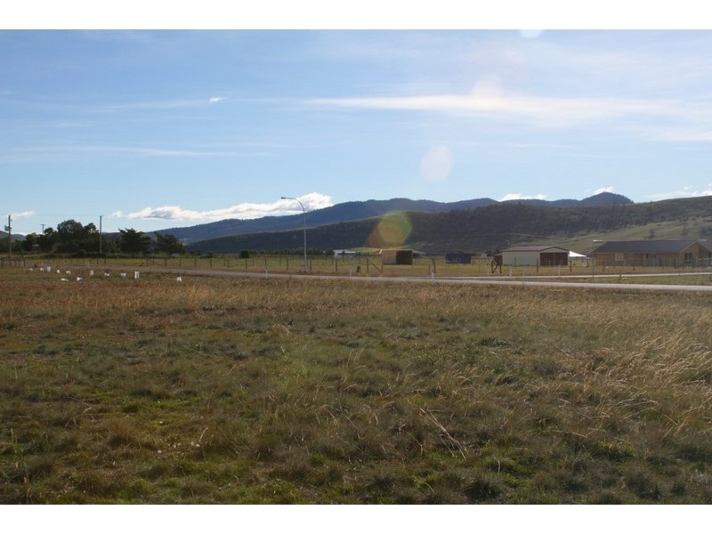 6 Alec Campbell Drive, Brighton TAS 7030