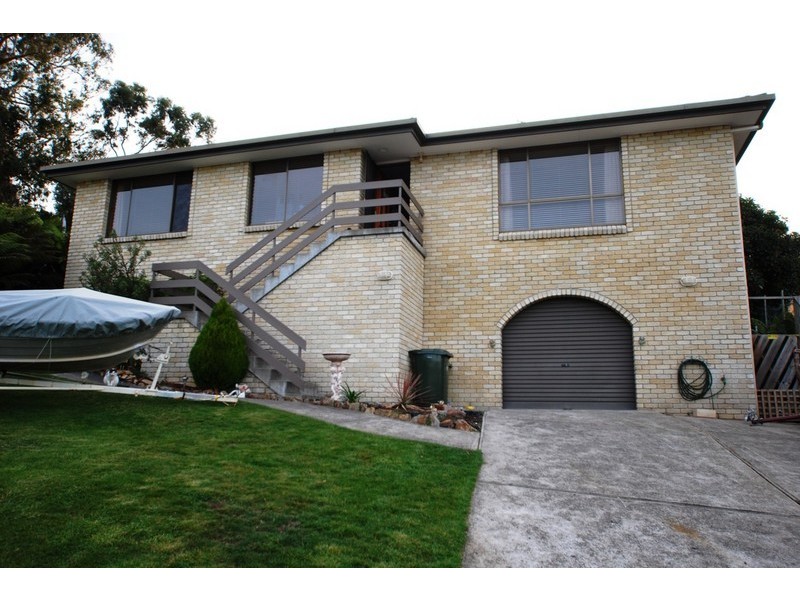 14 Townsville Place, Glenorchy TAS 7010