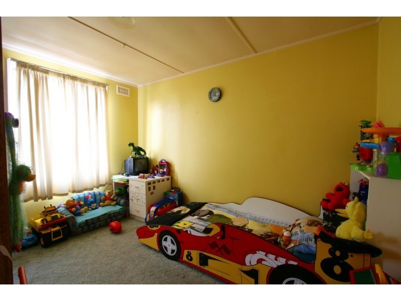 2 Adelphi Road, Claremont TAS 7011