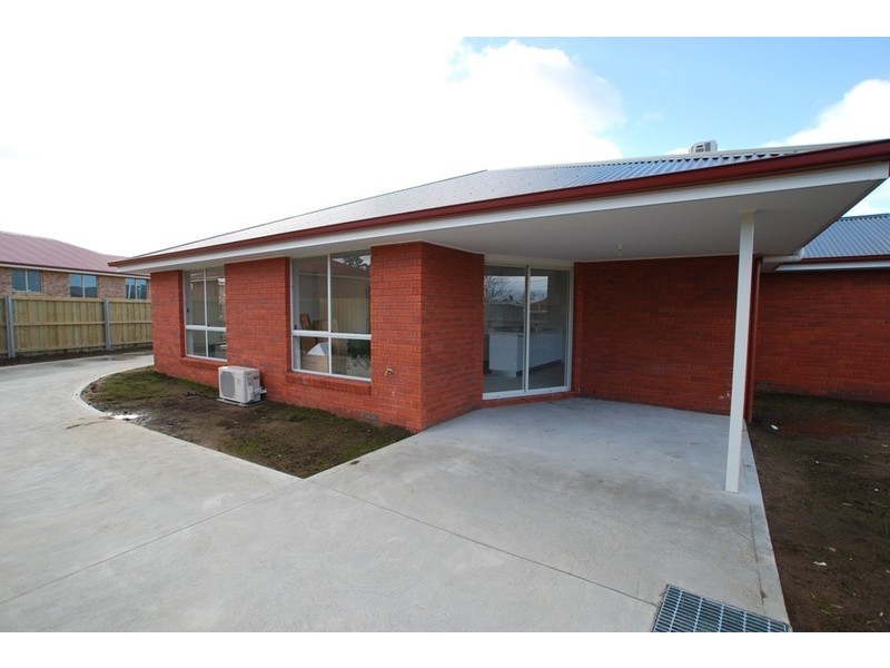 8 Henry Place, Brighton TAS 7030
