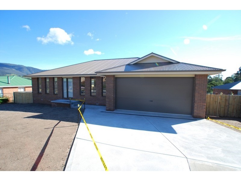 16 Blackstone Drive, Old Beach TAS 7017