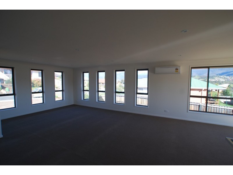 16 Blackstone Drive, Old Beach TAS 7017