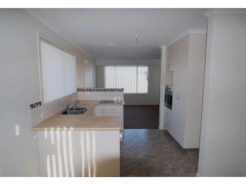 Unit 4/34 Henty Close, Old Beach TAS 7017