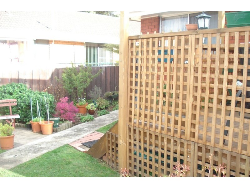 2/6  Farnham Court, Glenorchy TAS 7010